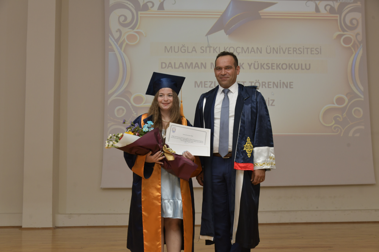 Muğla MYO ile Dalaman MYO’da Mezuniyet Sevinci