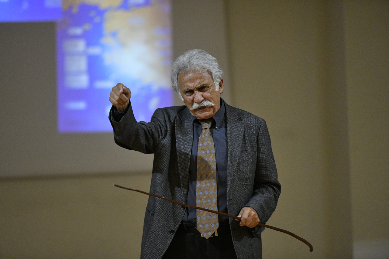 Anadolu Arkeolojisinin Duayeni Fahri Işık, MSKÜ’de Öğrencilerle Buluştu