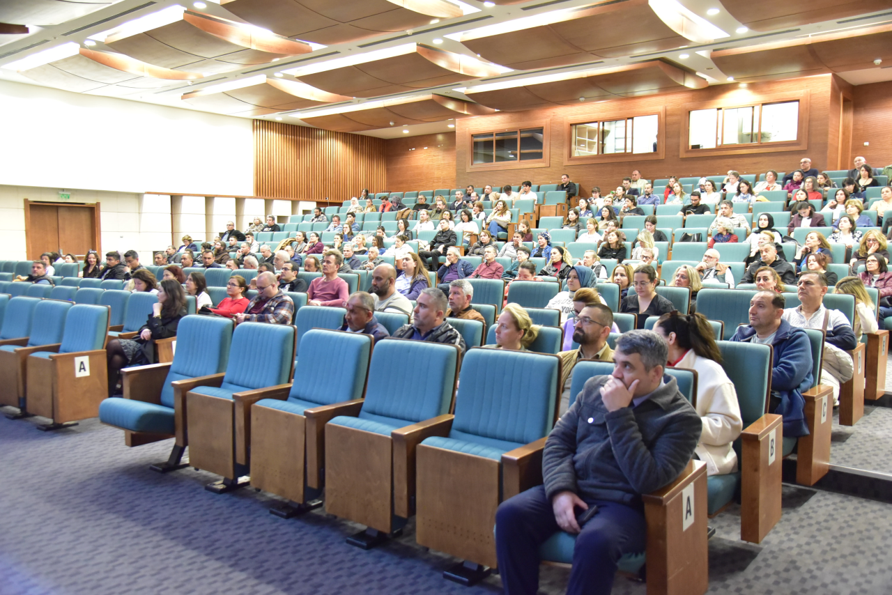 Akademik ve İdari Personele Uygulamalı Yangın Eğitimi