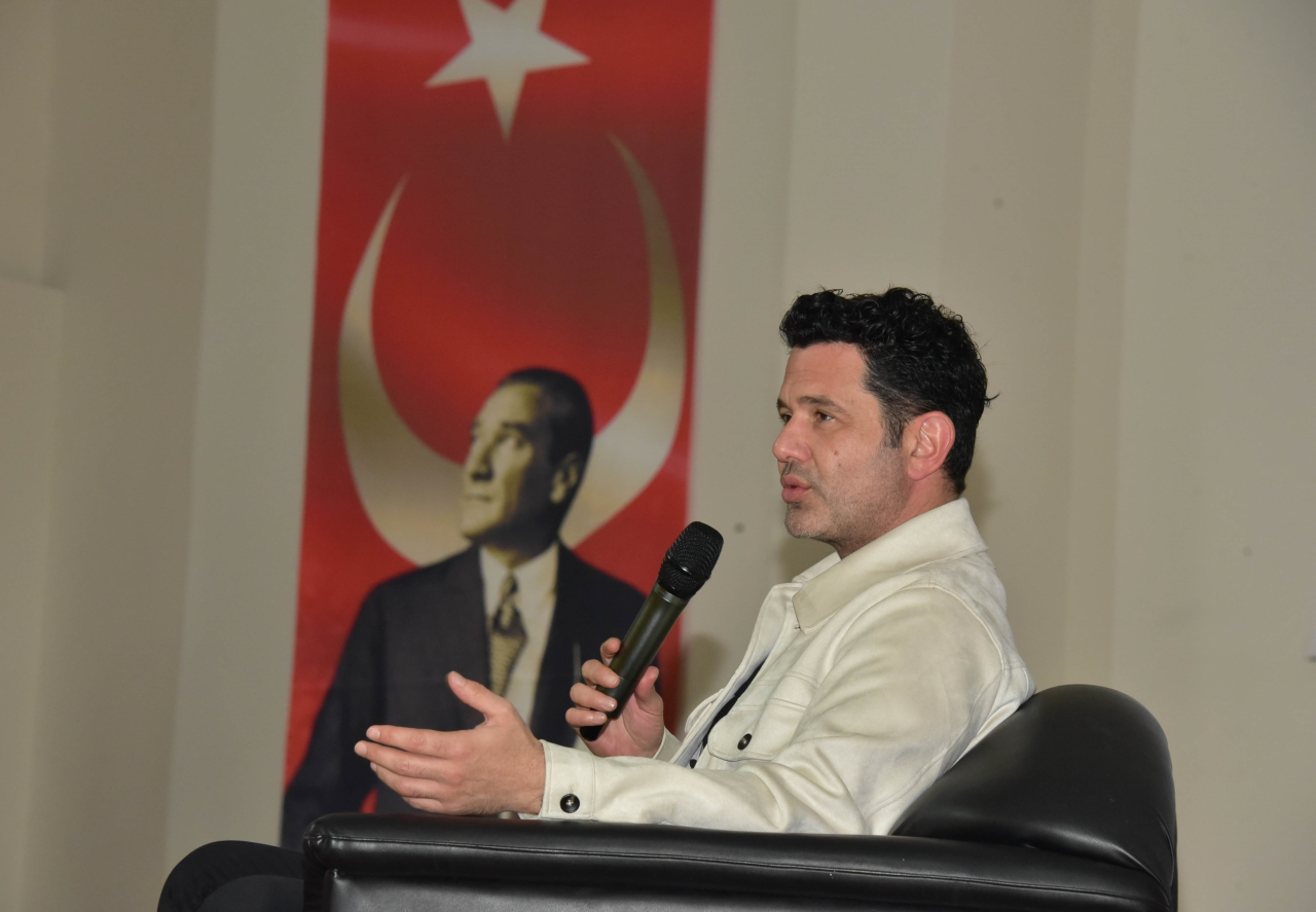Ünlü Sanatçı Kerem Cem MSKÜ’lü Öğrencilerle Buluştu