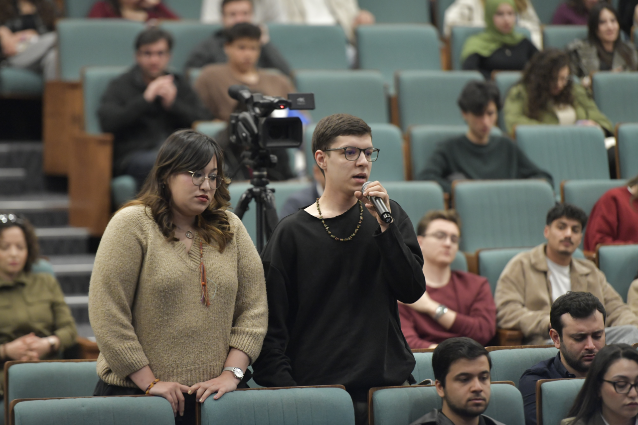 MSKÜ’de Gençlik Yılı Söyleşisi: Rektör Kaçar Öğrencilerle Buluştu