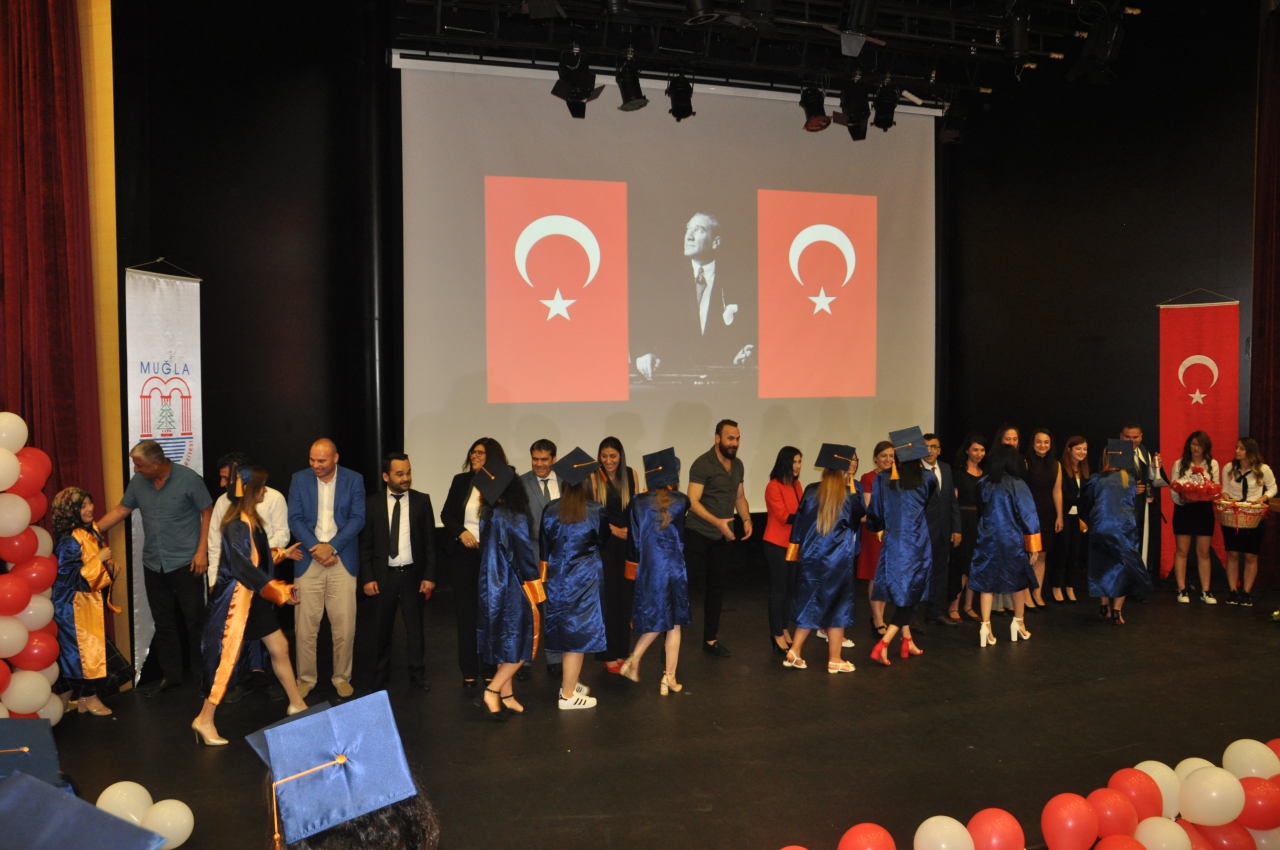 Marmaris Turizm Meslek Yüksekokulu Mezuniyet Töreni Gerçekleştirildi