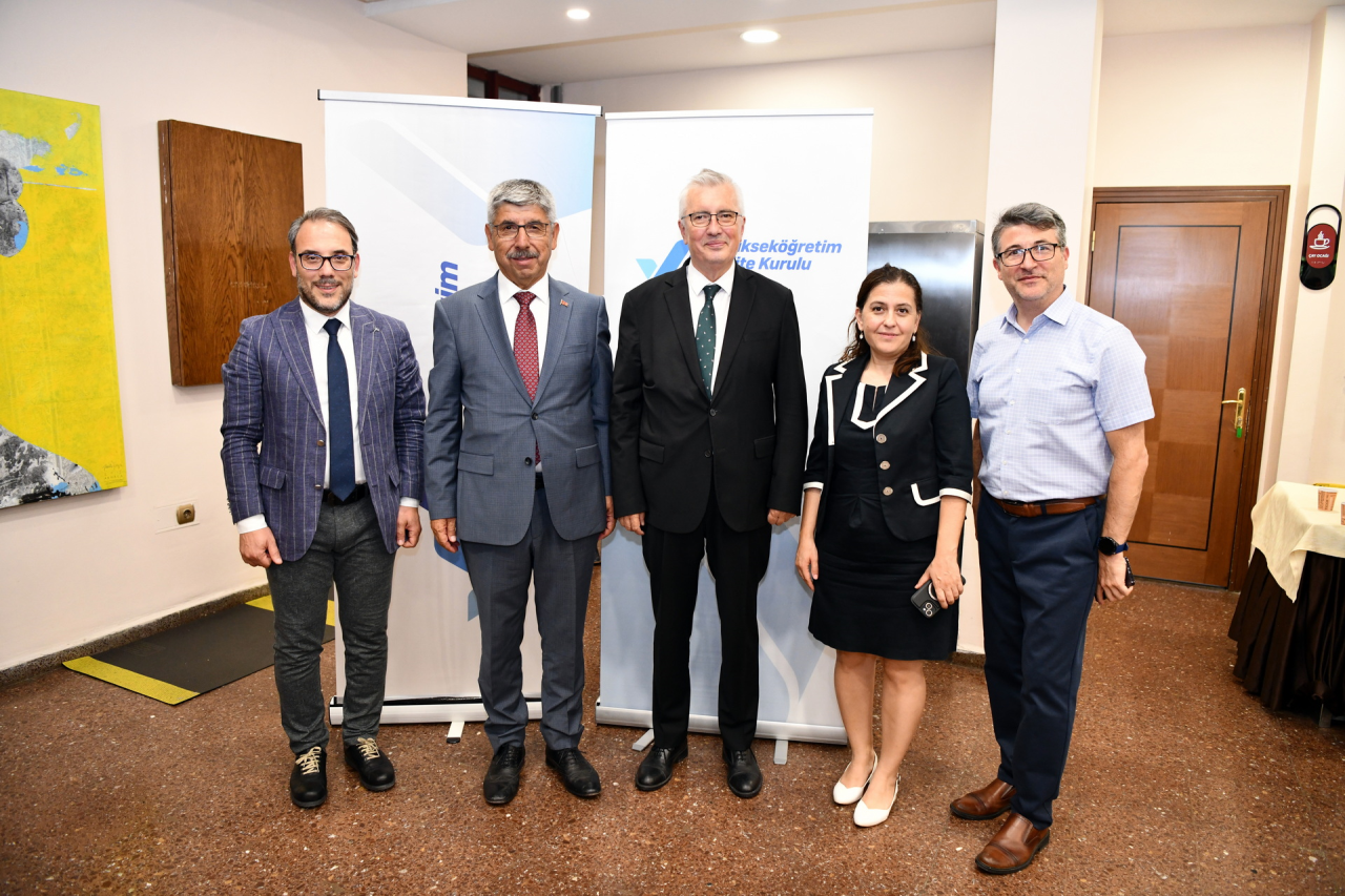 MSKÜ, Kurumsal Akreditasyon Belgesini Teslim Aldı