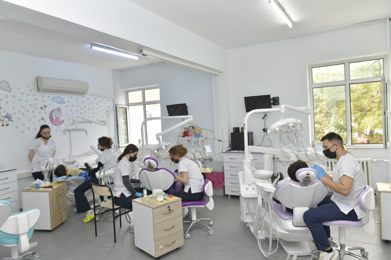 Diş Hekimliği Fakültesi’nde Pedodonti Kliniği Hizmete Girdi