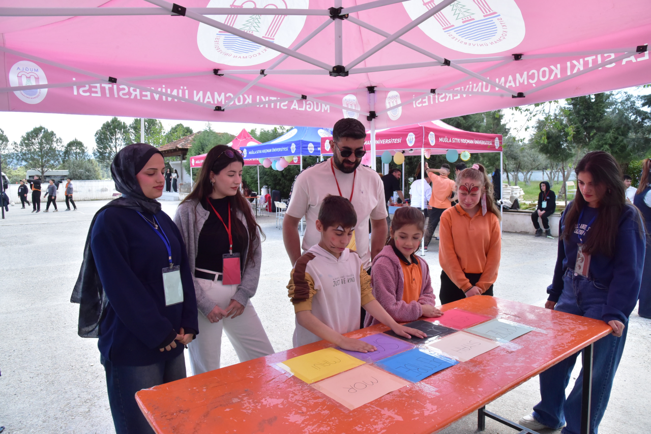 MSKÜ’nün “Birlikte Gelişim Programı” Gazeller’de Devam Etti
