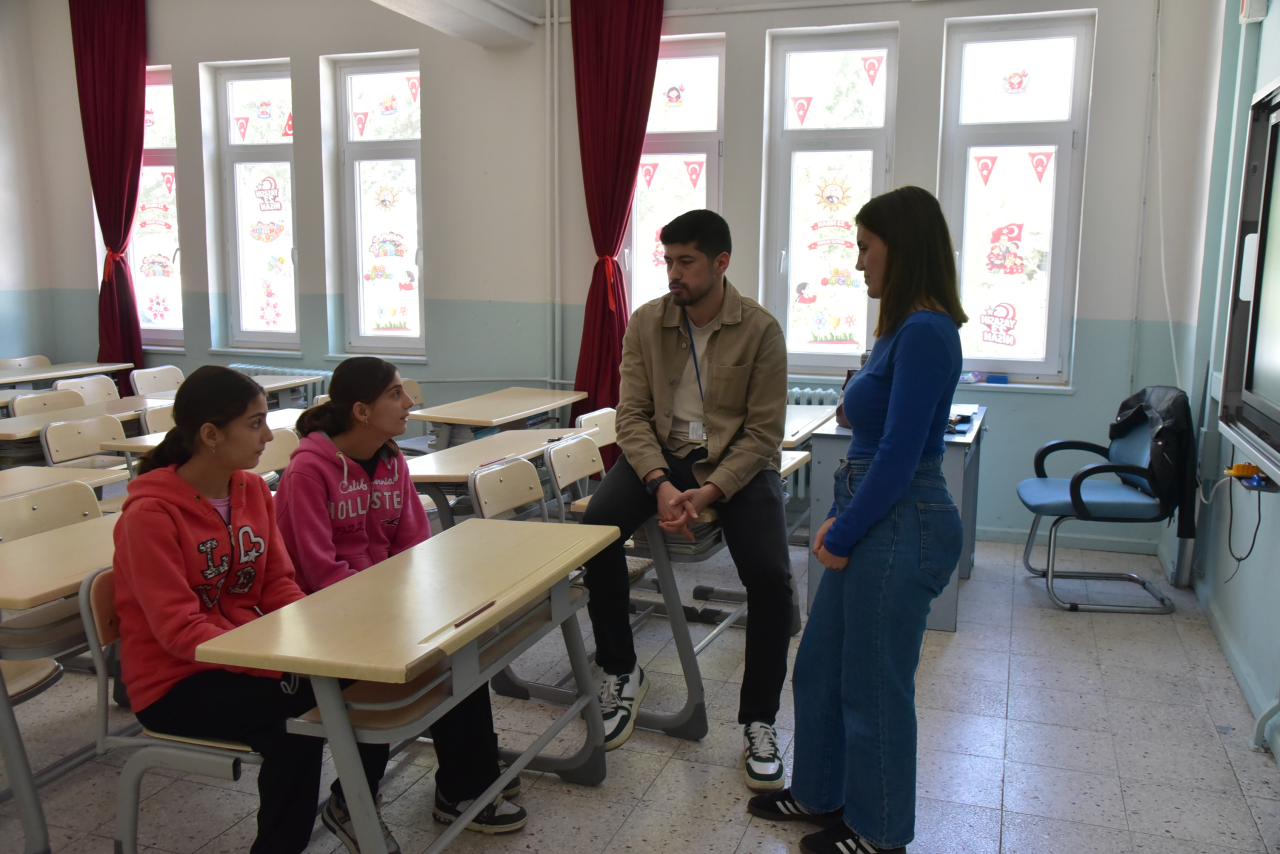 MSKÜ’nün “Birlikte Gelişim Programı” Gazeller’de Devam Etti