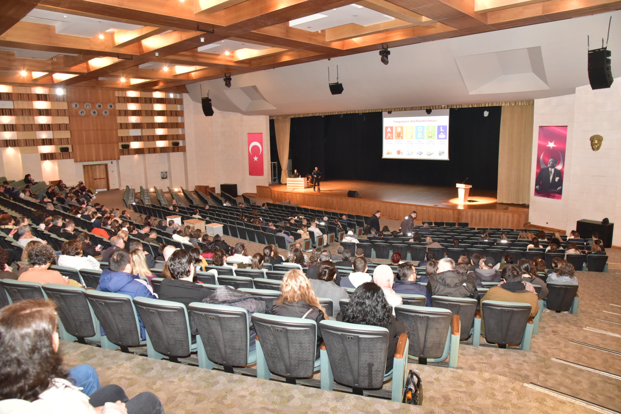 Akademik ve İdari Personele Uygulamalı Yangın Eğitimi