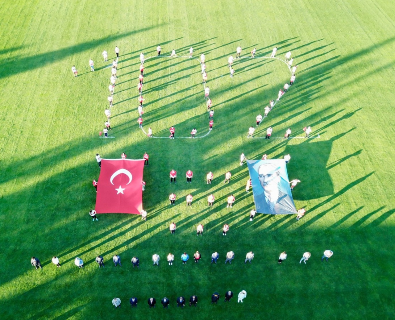 Türkiye 19 Mayıs’ta Tek Yürek Oldu