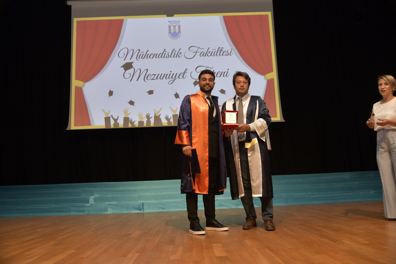 MSKÜ’lü Genç Mühendisler Mezun Oldu