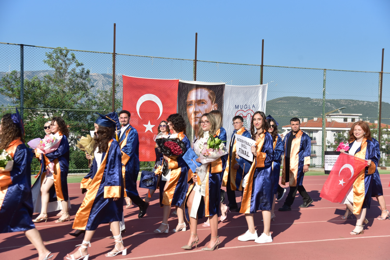Geleceğin Öğretmenleri MSKÜ’den Mezun Oldu