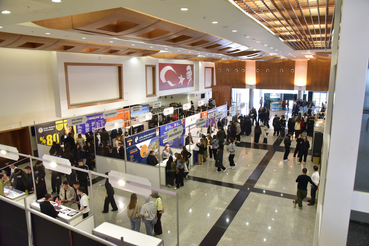 MSKÜ, Tercih ve Tanıtım Fuarında Aday Öğrencilerle Buluştu