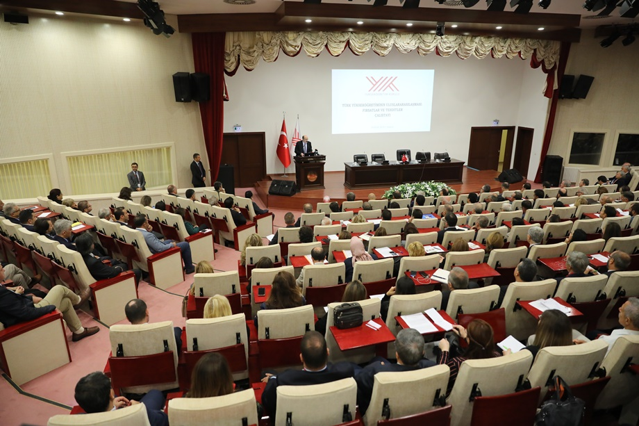 Türk Yükseköğretiminin Uluslararasılaşması: Fırsatlar ve Tehditler Çalıştayı Düzenlendi