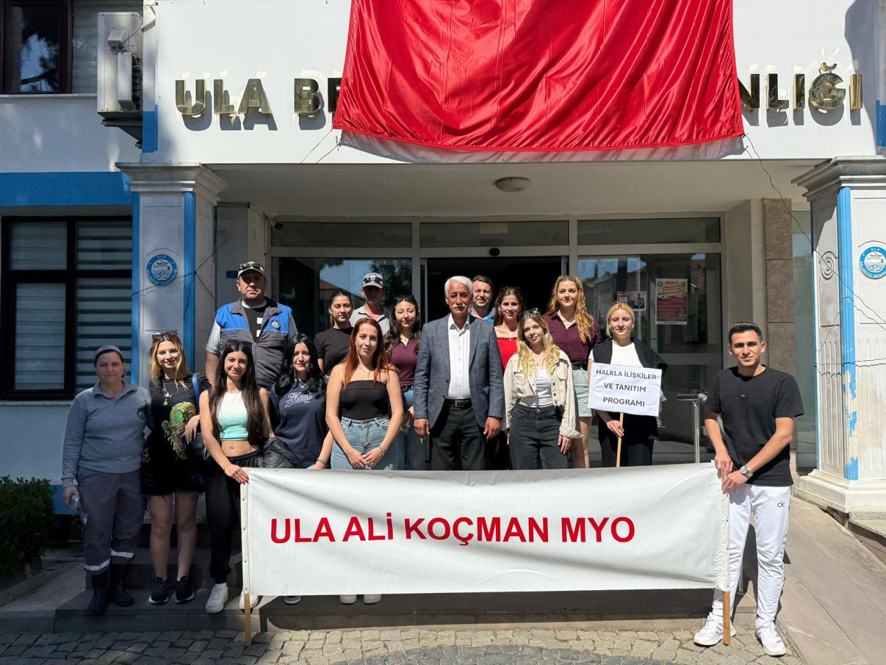 Gençlerden Örnek Davranış: Ula Gölet’inde Temizlik Seferberliği