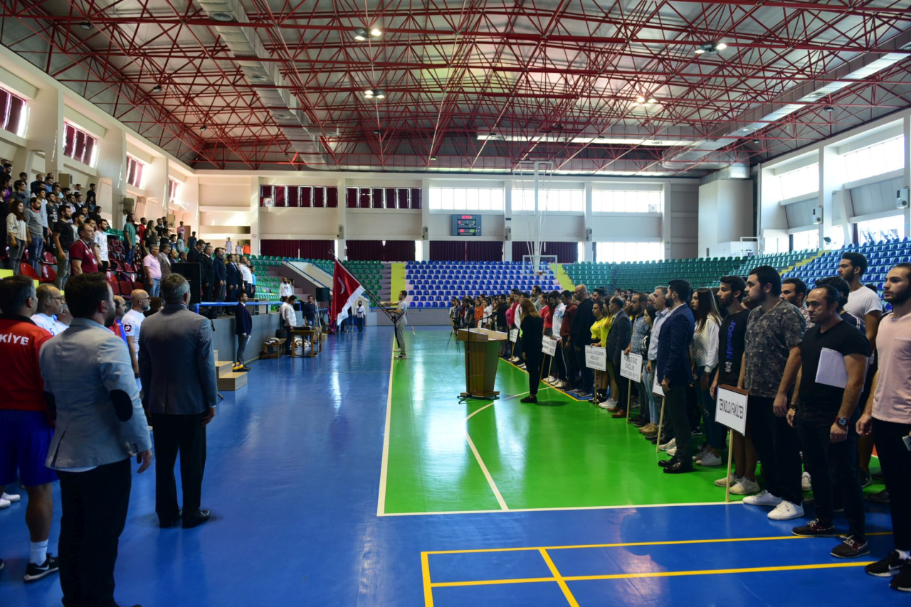 26. ‘Sıtkı Koçman Rektörlük Kupası Açılış Töreni"  Gerçekleştirildi.