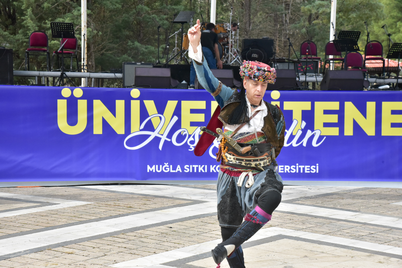 MSKÜ’de “Üniversitene Hoş Geldin” Coşkusu: Gökçe Öğrencilerle Buluştu