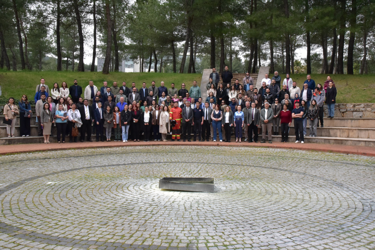 Akademik ve İdari Personele Uygulamalı Yangın Eğitimi