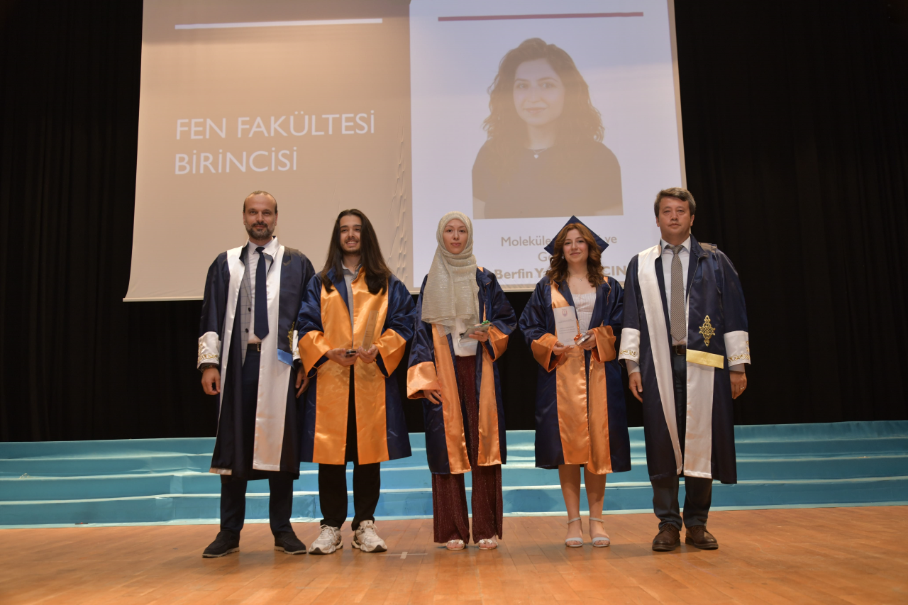 MSKÜ Fen-Edebiyat Fakültesi Mezunlarını Gururla Uğurladı