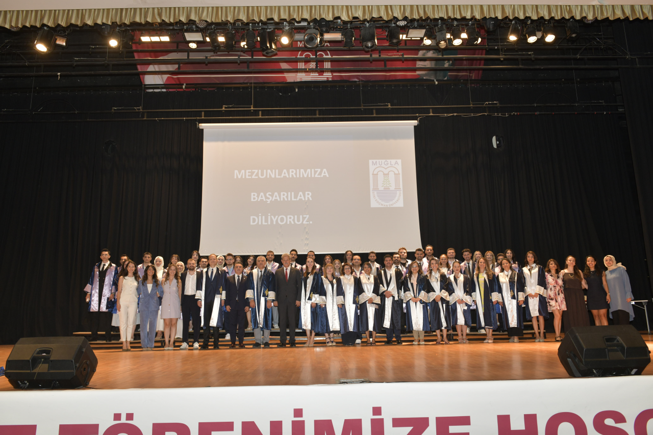 MSKÜ’lü Diş Hekimleri Geleceğe Uğurlandı