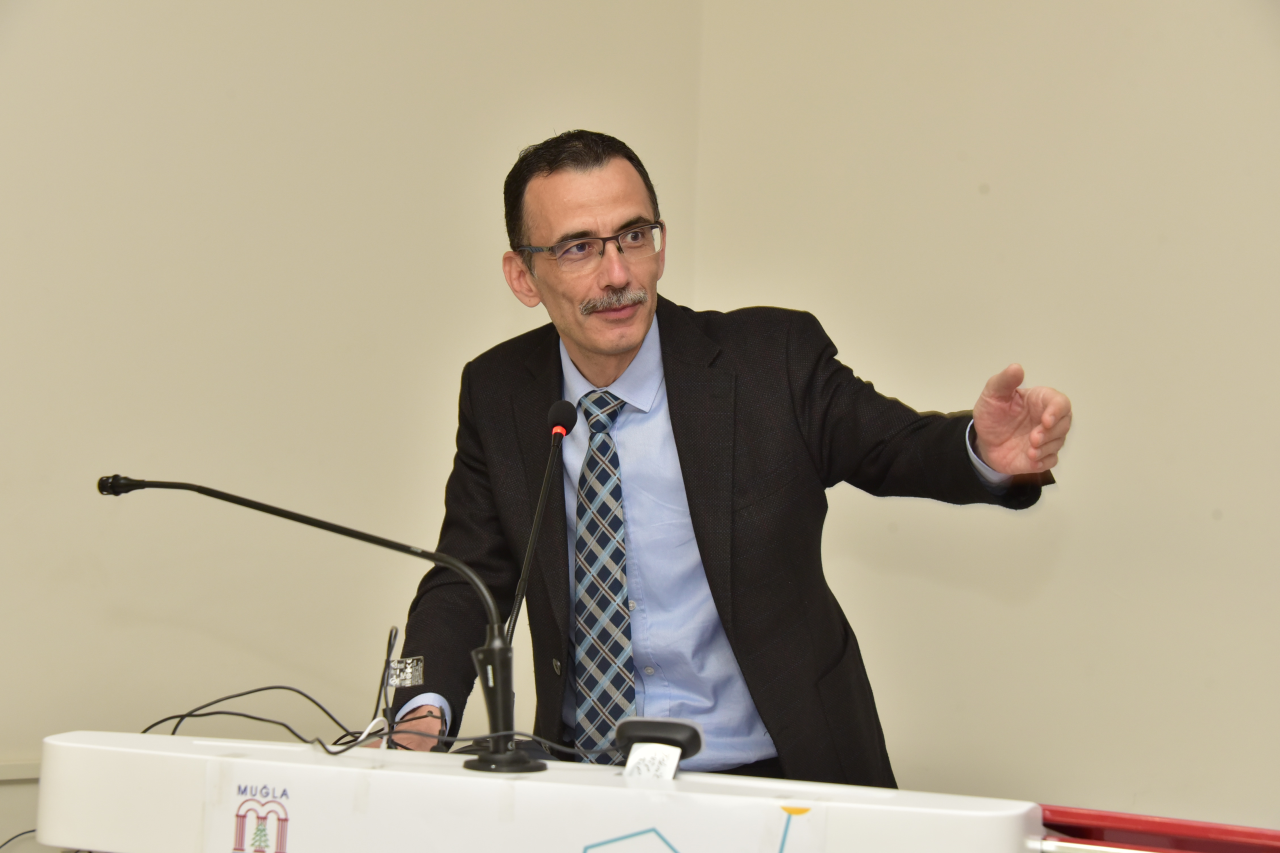 Tıp Fakültesi’nde “III. Bilim Şenliği” Gerçekleştirildi