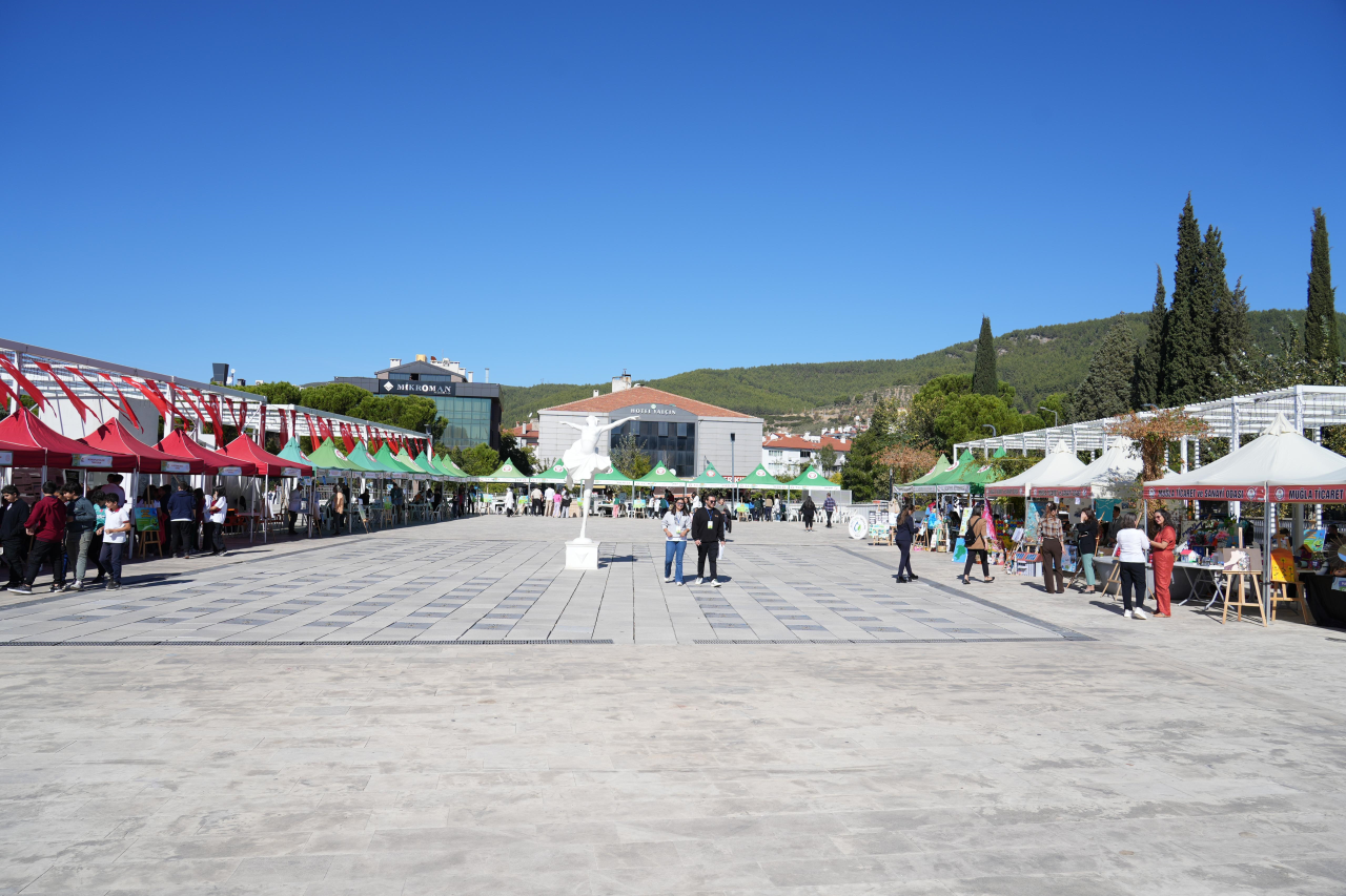 MSKÜ, Tübitak Mavi Yeşil Muğla Bilim Şenliği’nde Yer Aldı