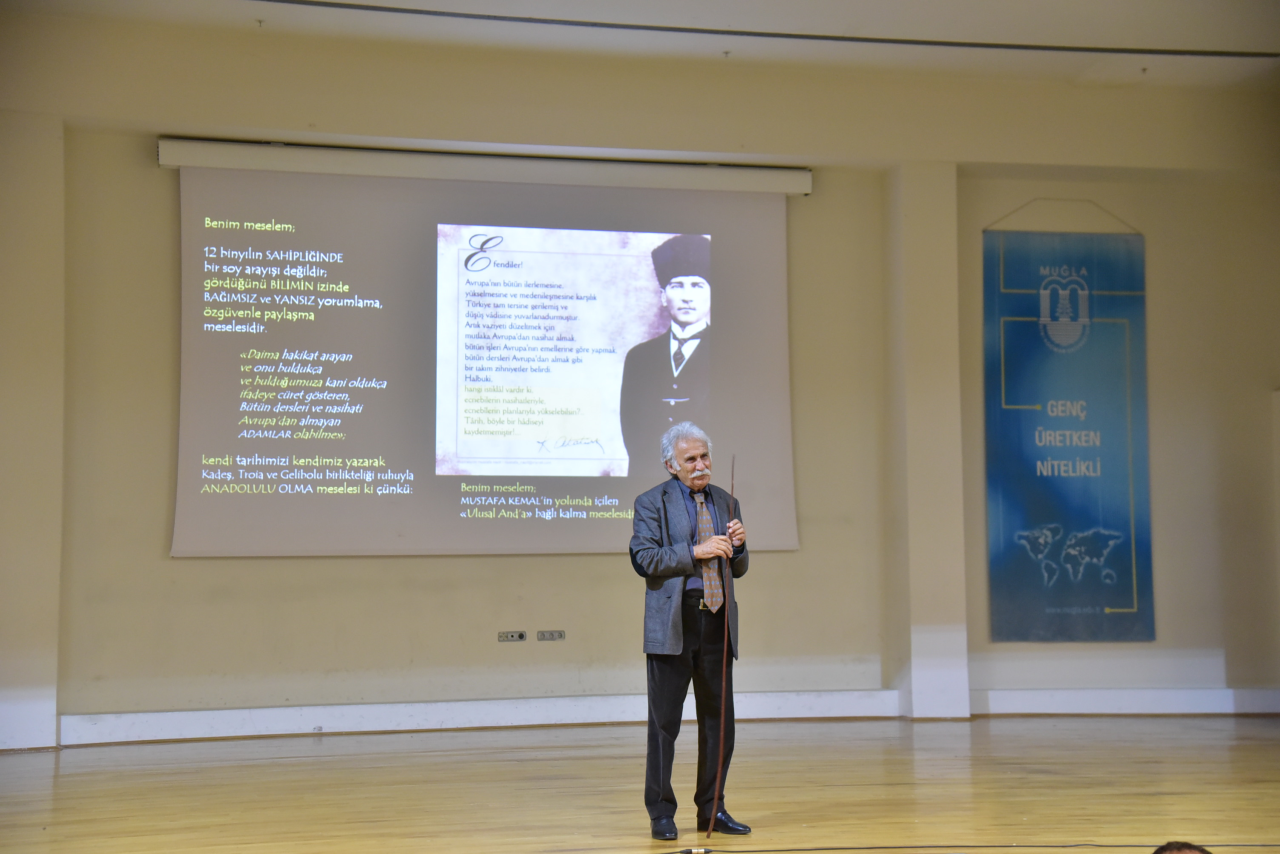 Anadolu Arkeolojisinin Duayeni Fahri Işık, MSKÜ’de Öğrencilerle Buluştu