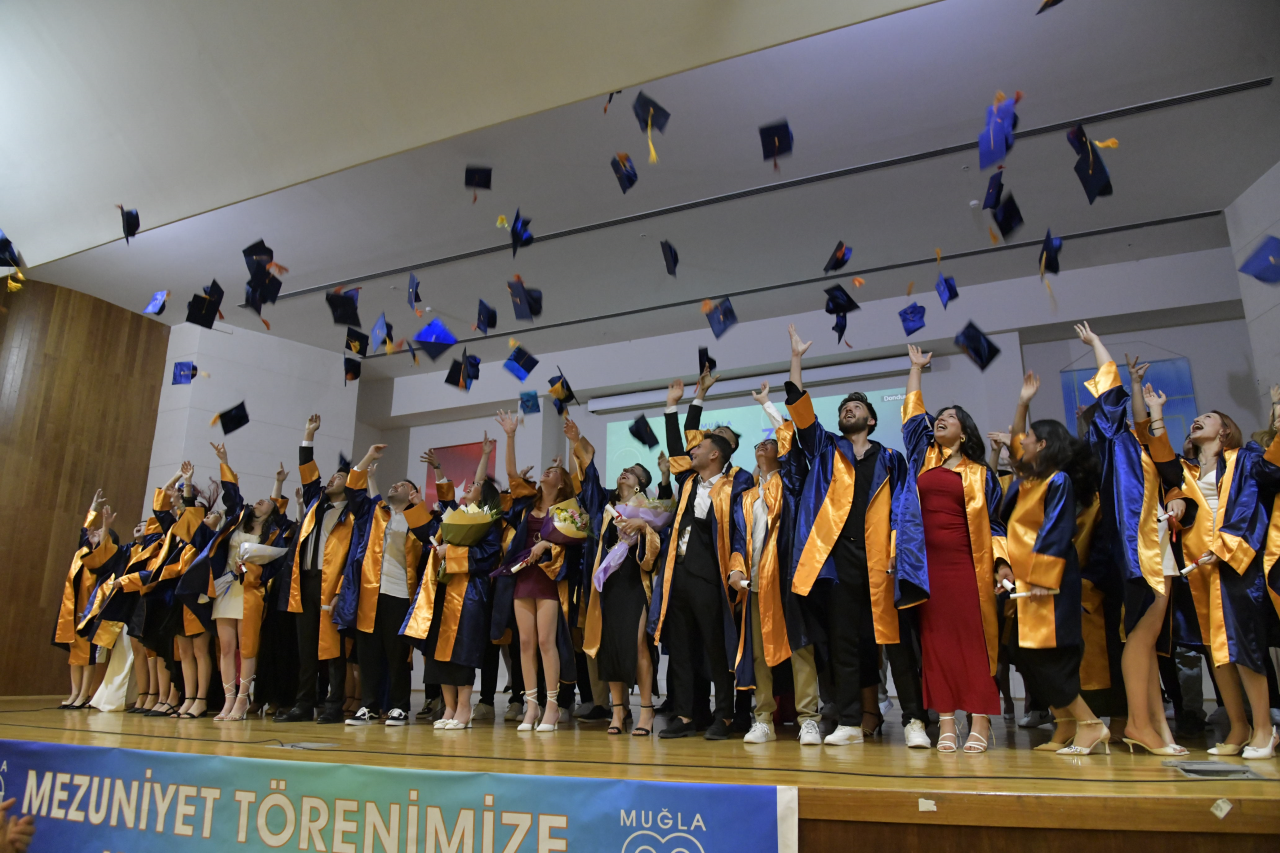 Kavaklıdere ve Ula MYO Mezunlarını Uğurladı