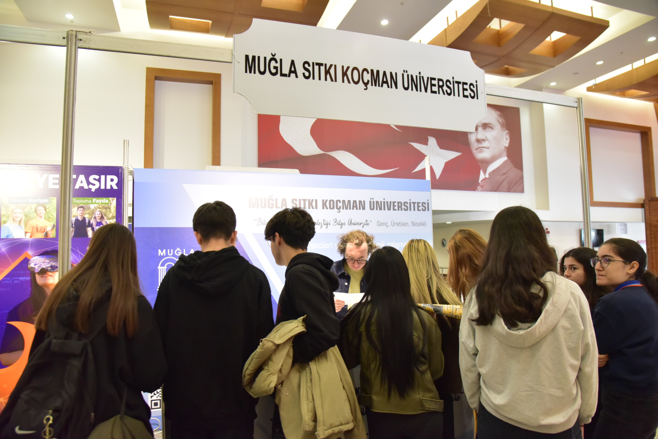 MSKÜ, Tercih ve Tanıtım Fuarında Aday Öğrencilerle Buluştu
