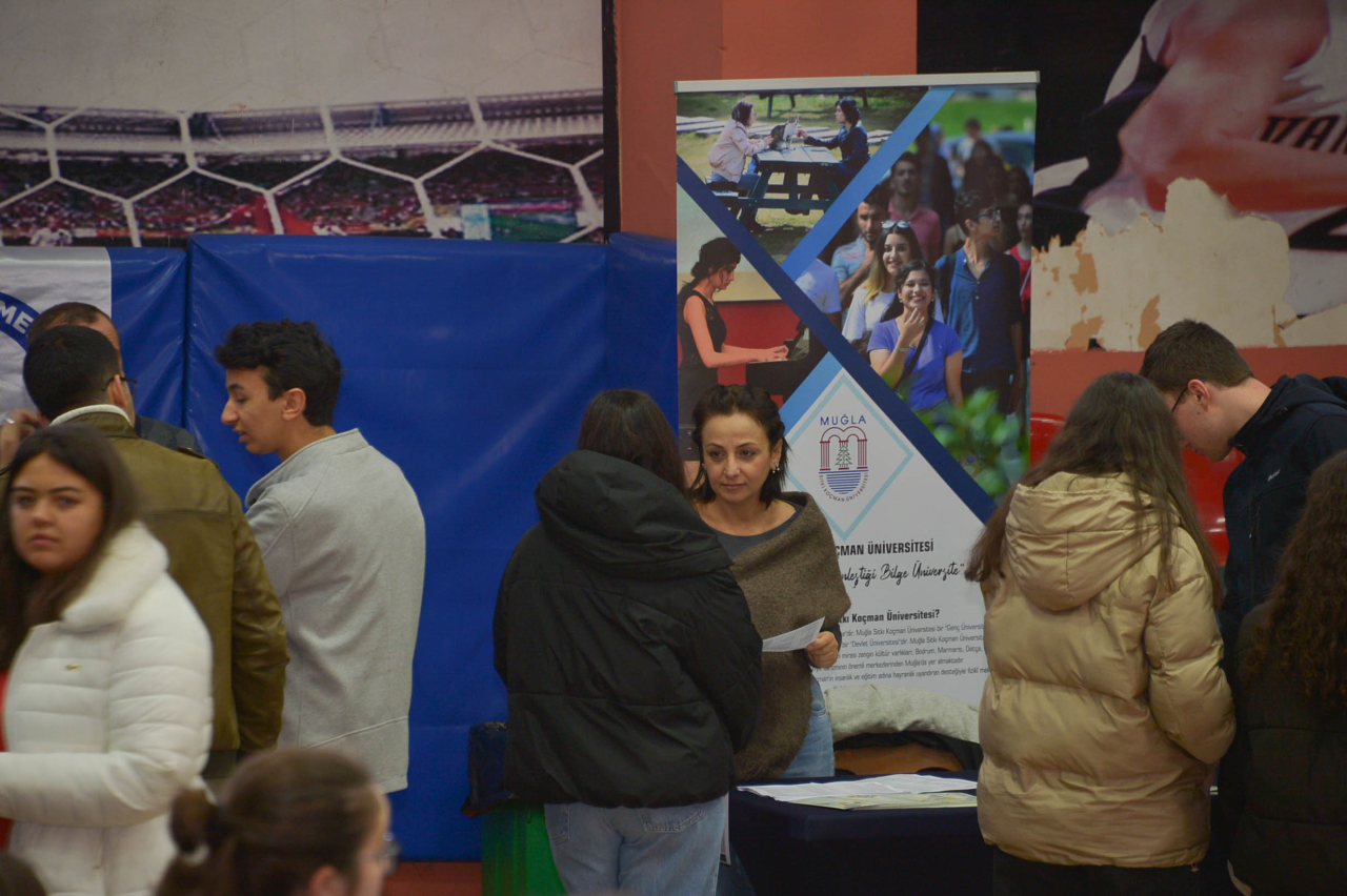 MSKÜ, Aydın’da Geleceğini Planlayan Gençlerle Bir Araya Geldi