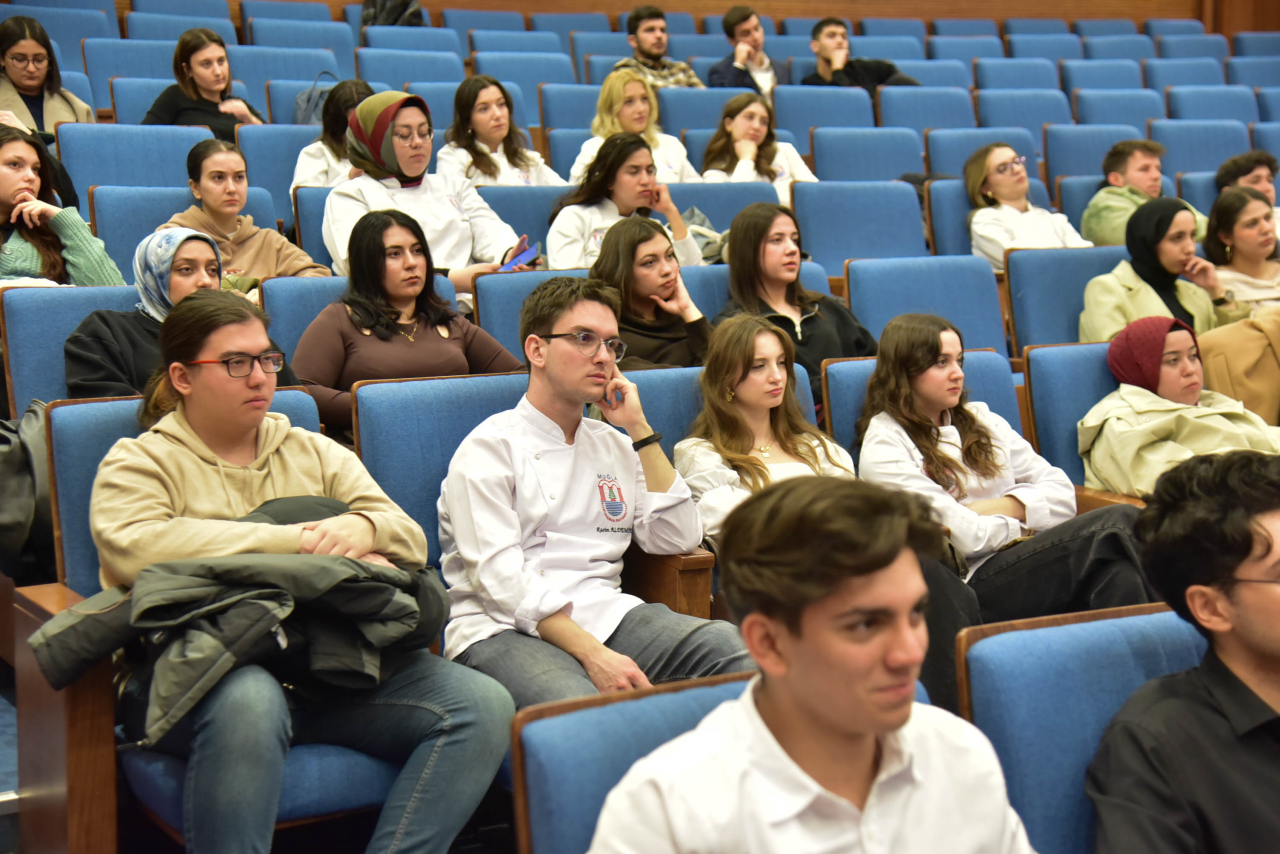 MSKÜ’de Bir İlk: Gastronomi Öğrencilerine Aşçı Ceketi Giydirildi