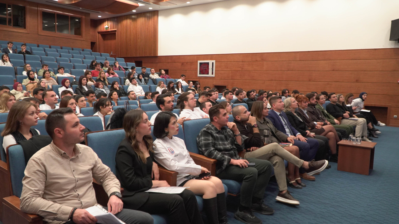 MSKÜ’de Bir İlk: Gastronomi Öğrencilerine Aşçı Ceketi Giydirildi