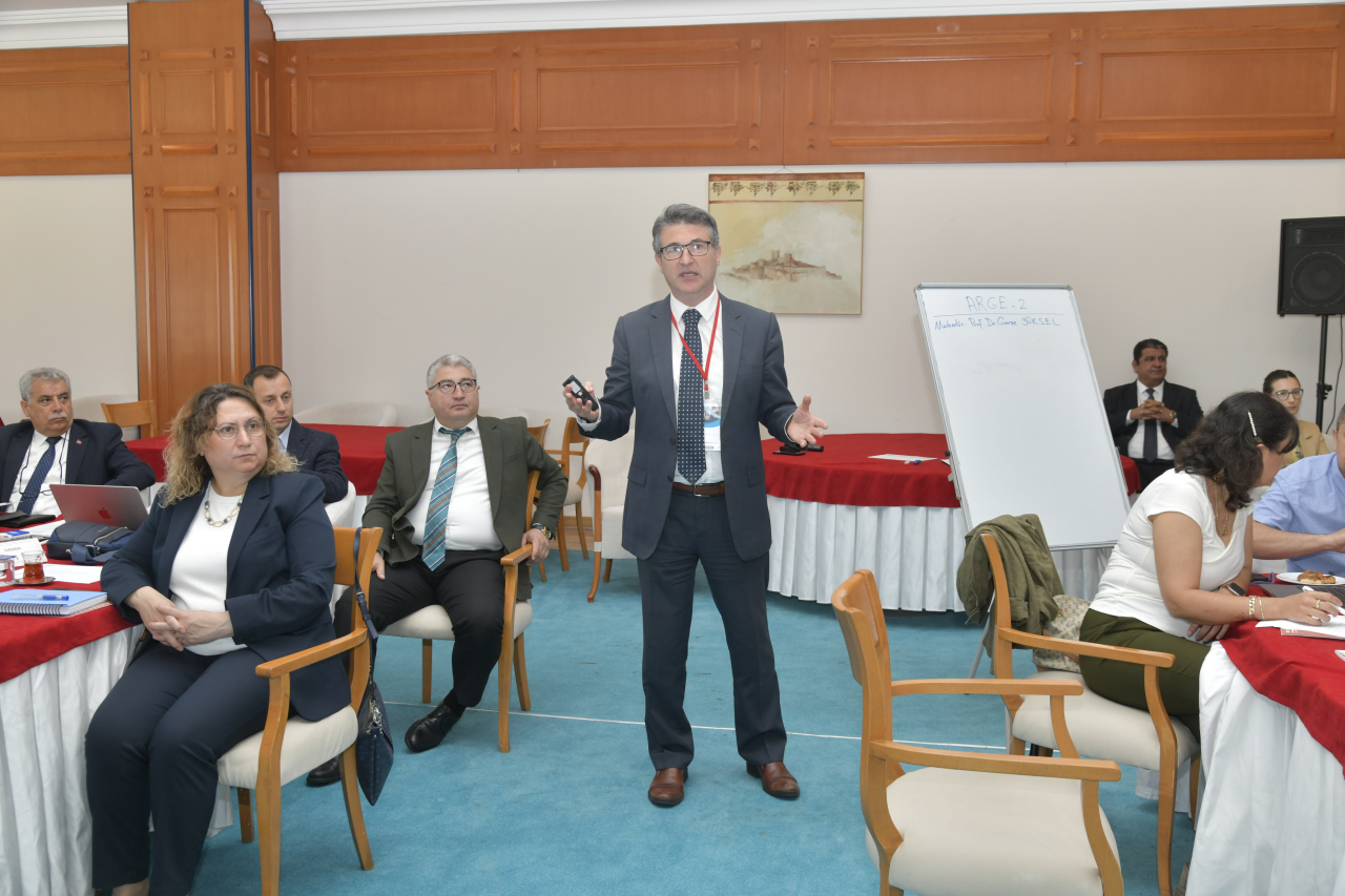 MSKÜ’de 2026-2030 Dönemi Stratejik Plan Hazırlık Çalıştayı Gerçekleştirildi