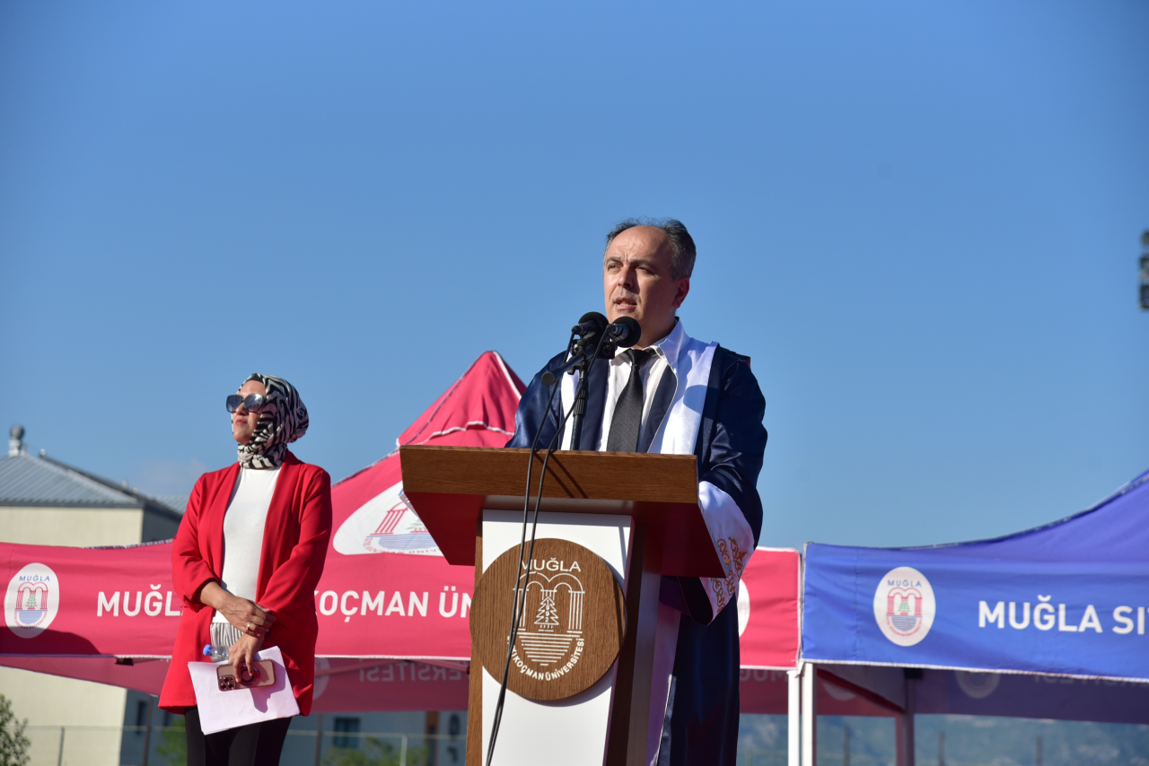 Geleceğin Öğretmenleri MSKÜ’den Mezun Oldu