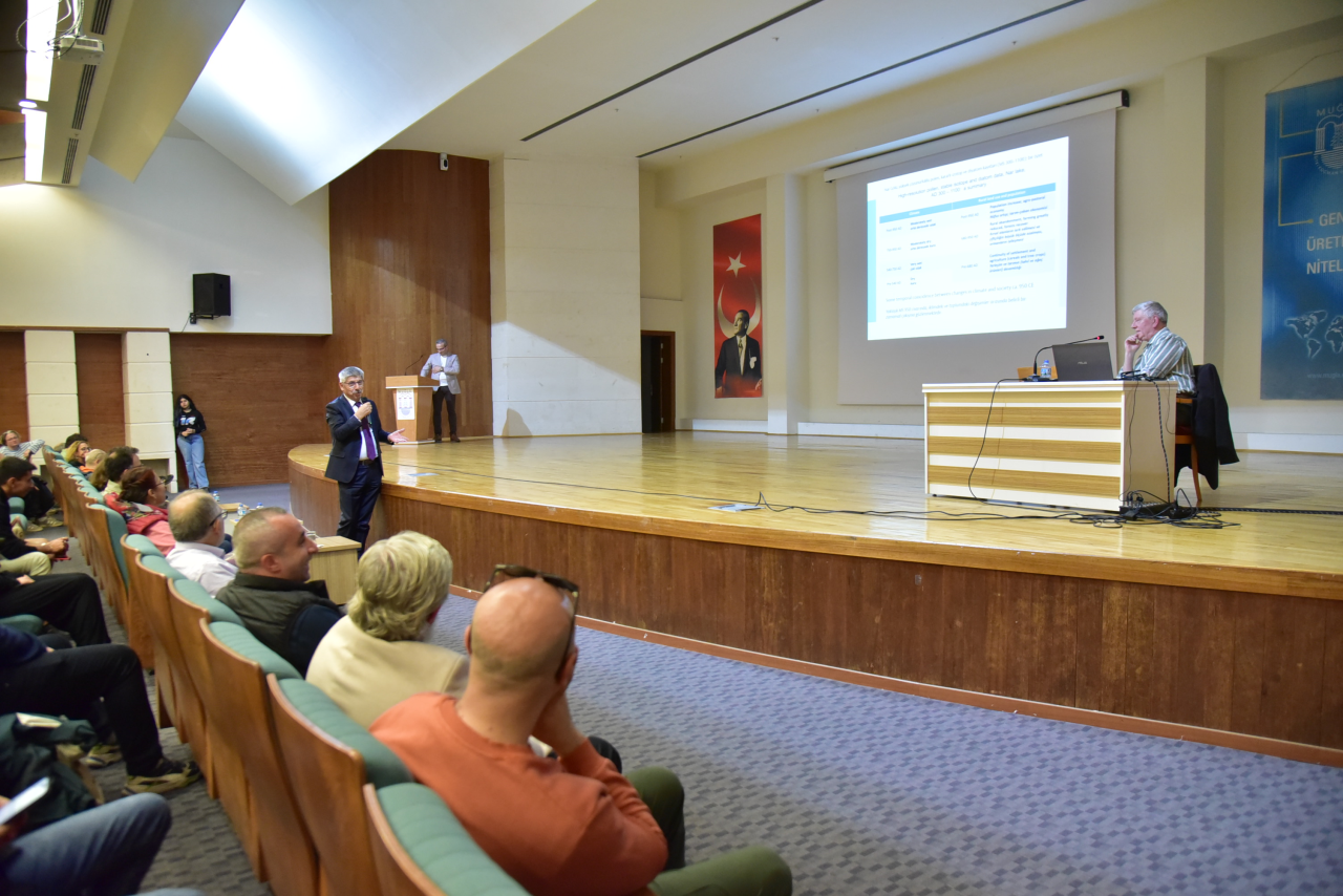 MSKÜ, Ünlü Tarihçi Prof. Dr. John Haldon’u Ağırladı: İklim, Tarih ve Arkeoloji Bir Arada