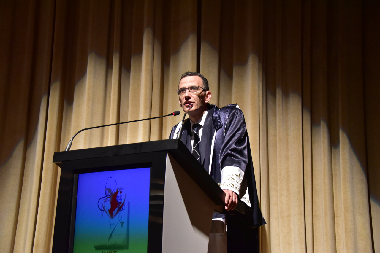 MSKÜ’de Beyaz Önlük Heyecanı: Geleceğin Hekimleri Mesleğe İlk Adımını Attı