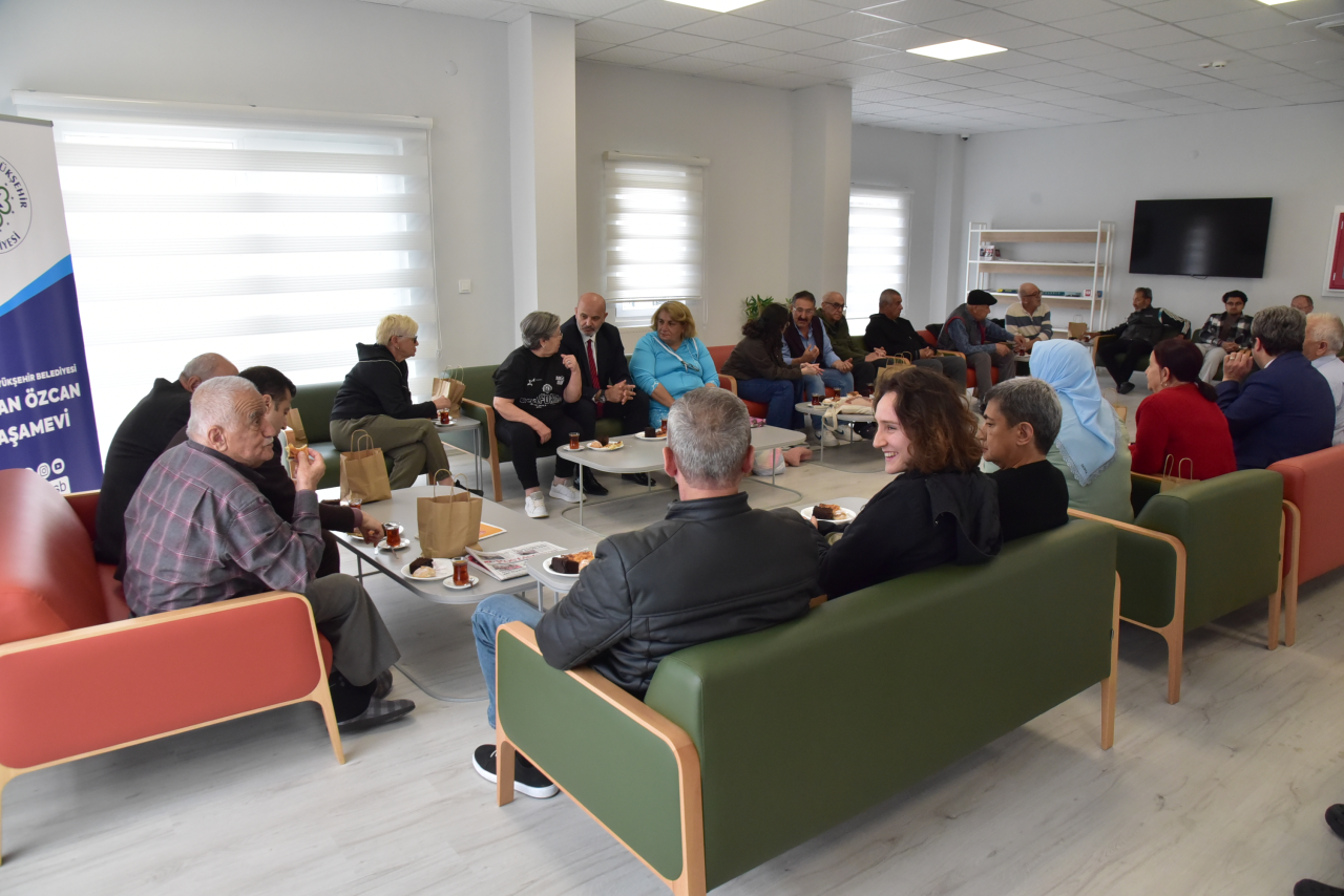 MSKÜ’den Anlamlı Ziyaret: Gençler ve Çınarlar Bir Arada