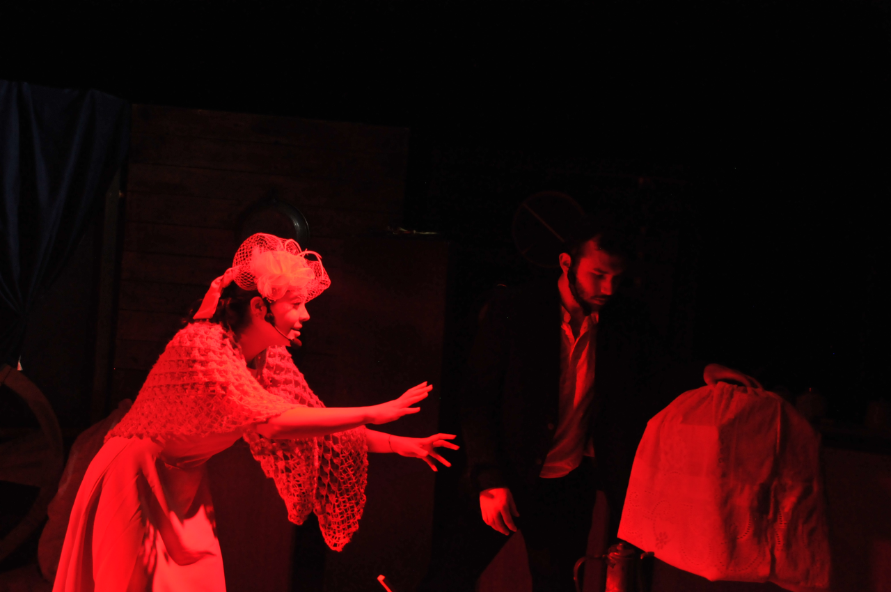 “Matmazel Julie” Seyirciyle Buluştu