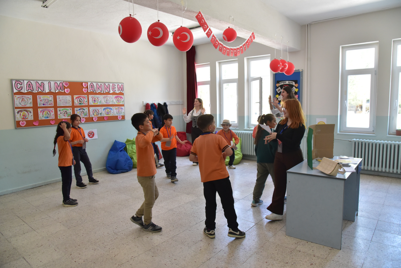 MSKÜ’nün “Birlikte Gelişim Programı” Gazeller’de Devam Etti