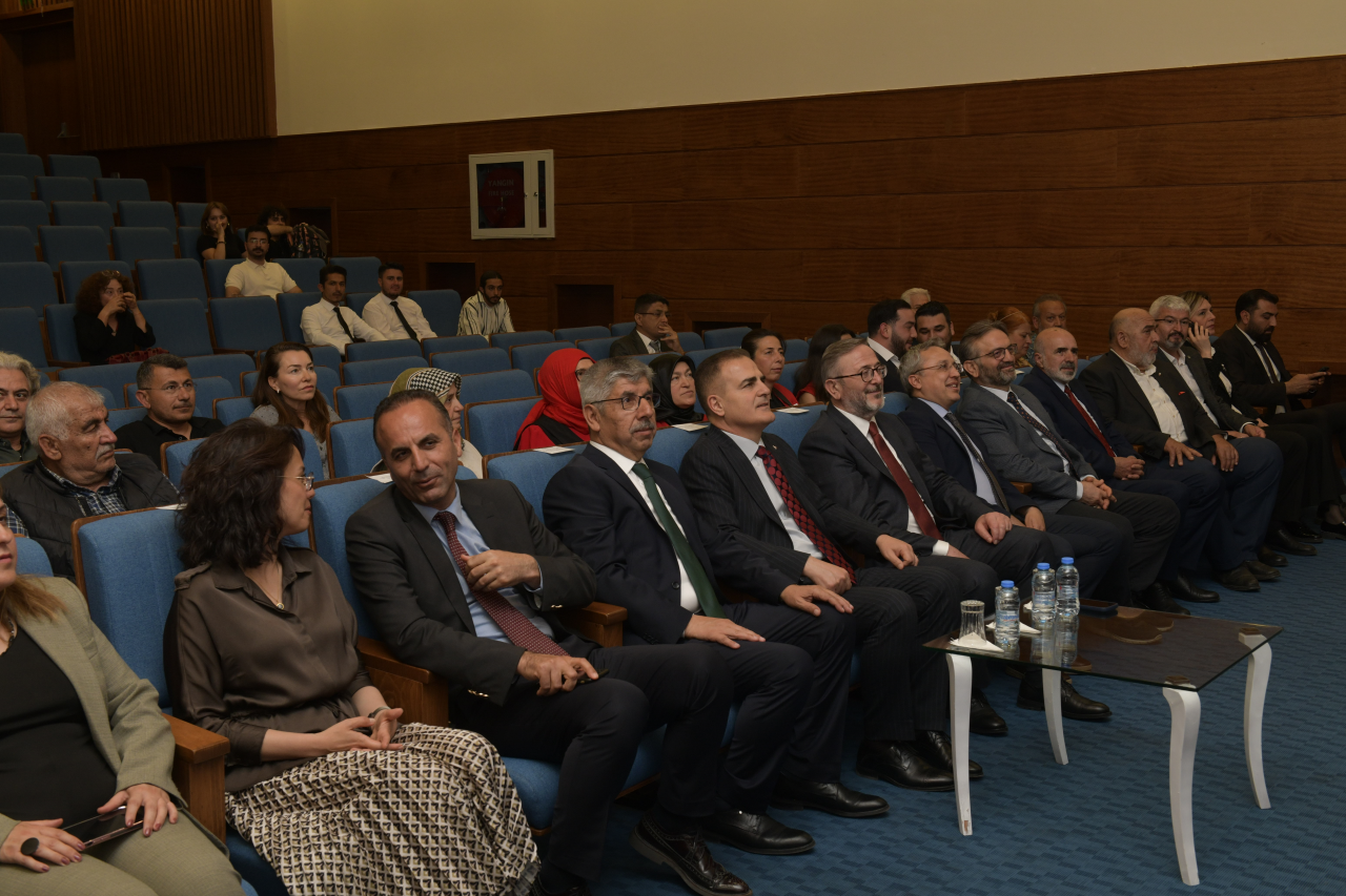 “Muğlalı Şâhidî İbrahim Dede ve Muhiti” Yazma Eser Sergisi Açıldı
