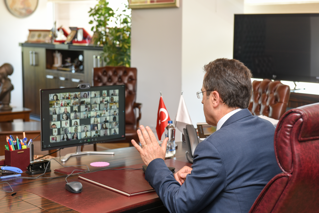Rector Çiçek met Undergraduates with TUBITAK Projects accepted