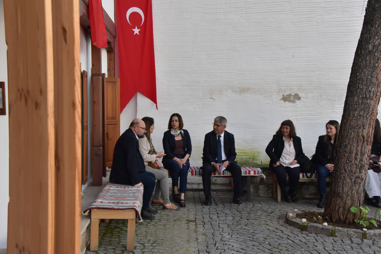 MSKÜ BİO’da “Akrom” Sergisi Sanatseverlerle Buluştu 